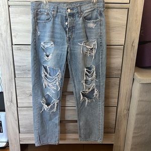 AE Ripped Tomgirl Jeans